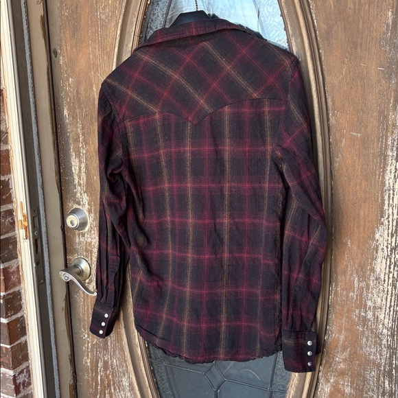 Wrangler Pearl Snap Top! Men’s Medium - Picture 5 of 5